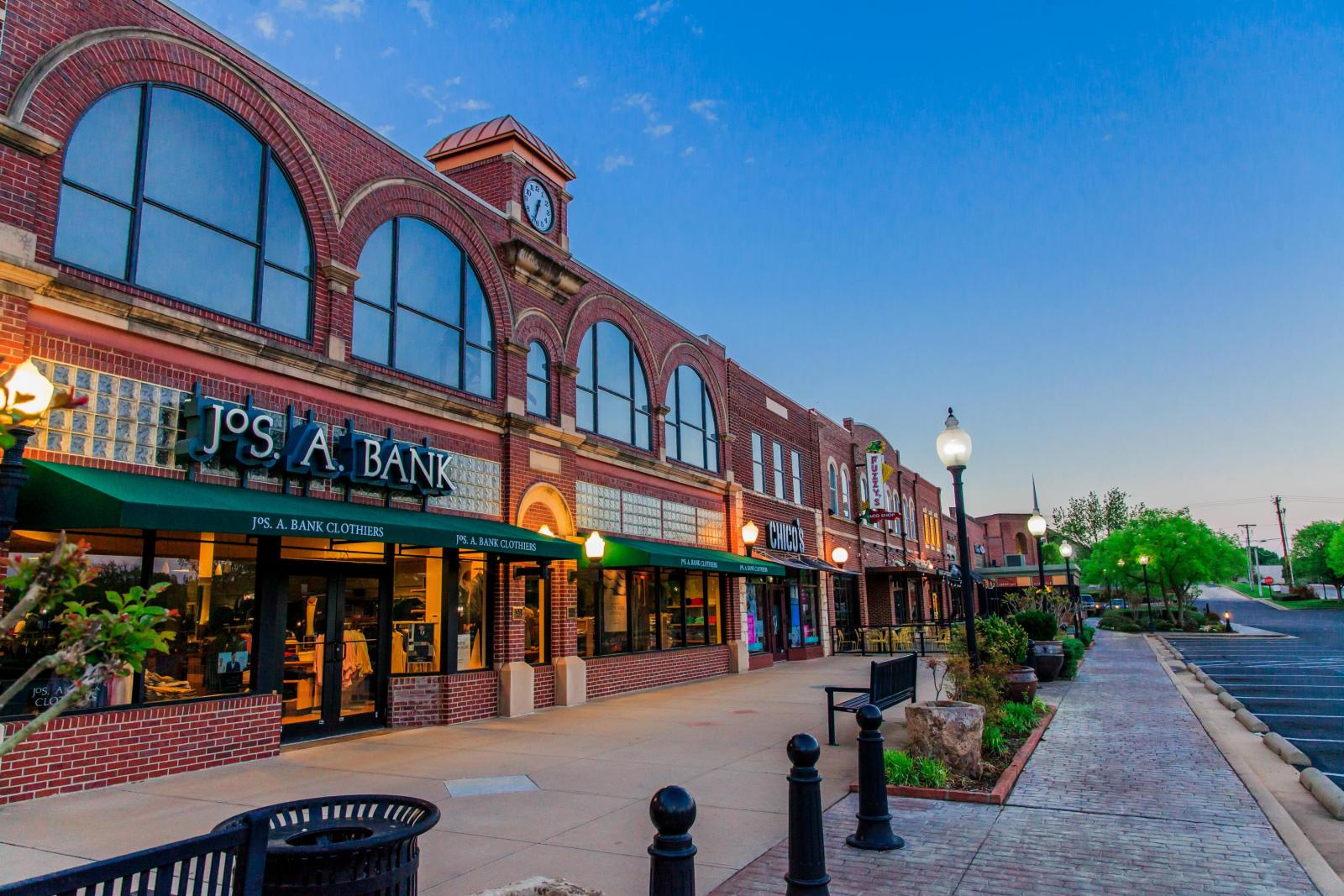 spring-creek-plaza-shop-companies